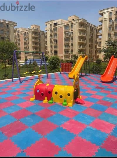 شقة ١٧٠ م فى  كمبوند لايف ٢ ساكنApartments compound