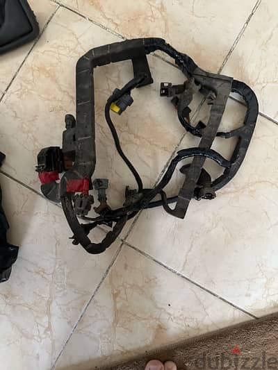 زيت  شل ٥ الاف وقطع غيار رينو كليو