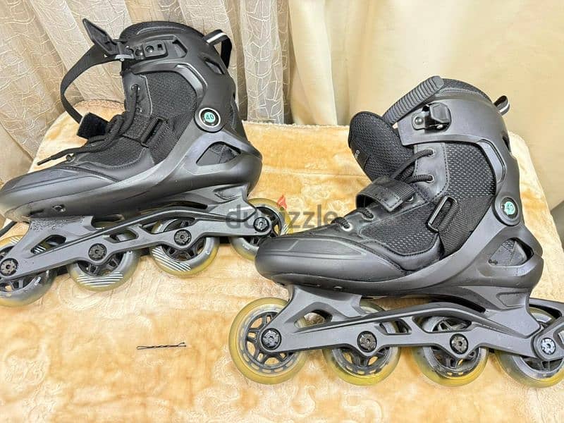 black oxelo skate from decathlon 2