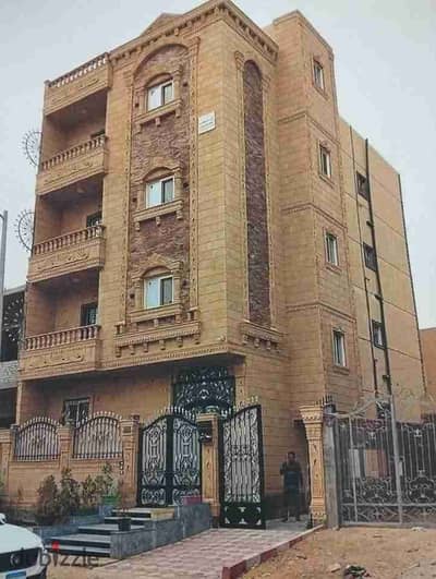 عمارة سكنية للبيع على مساحة 209 م بالعبور الجديدة بتسهيلات