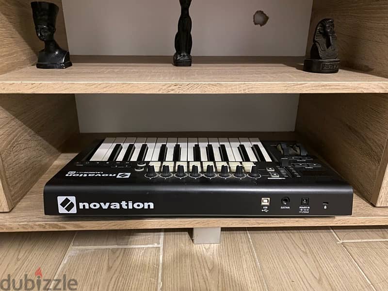 Novation Launchkey 25 [MK2] midi keyboard 4