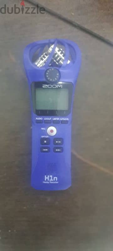 جهاز تسجيل يدوي zoom عاليه الدقه للمحاضرات والفديوهات والشروحات