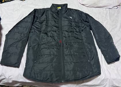 جاكيت اسود Diadora جديد
