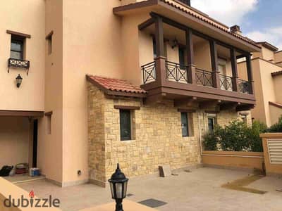 Twin house for rent Emmar