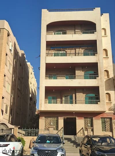 عمارة تجاري للايجار مساحة 1500 متر في الحي الثالث 6 اكتوبر