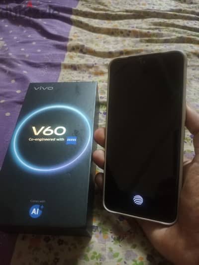تليفون فيفو V60  رامات 12 ذاكره تخزين 256 التلييفون استعمال اسبوعين