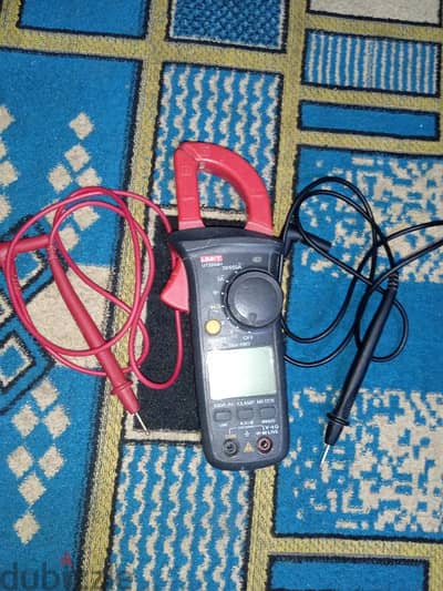 كلامب أمبير +UNI-T  UT200B