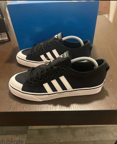 adidas Nizza