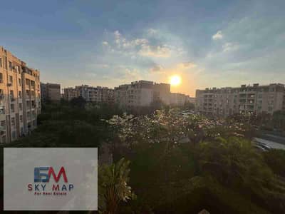 96 m apartment with a wide garden, hotel finishing for sale in Madinaty B7