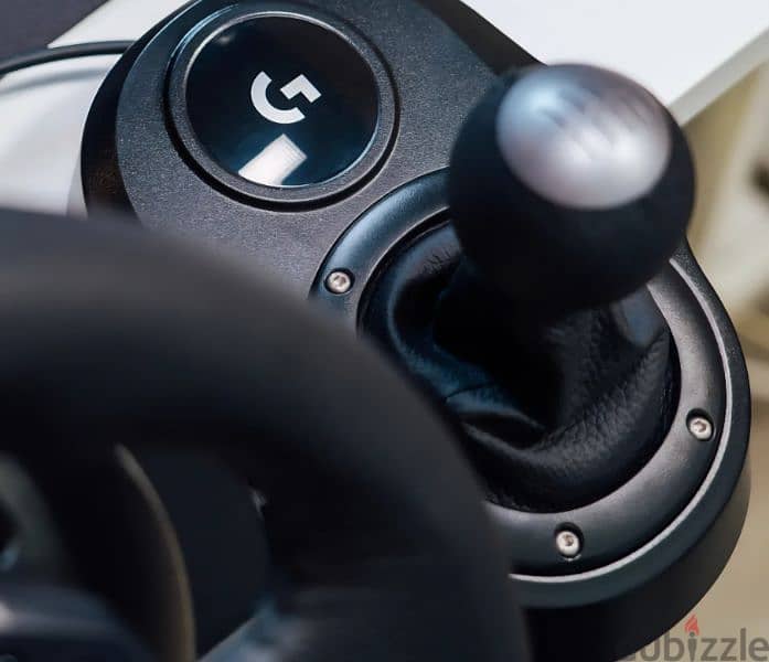 Logitech Xbox and PC stearing wheel 3