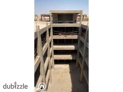 عياده 82 متر متشطبه بالكامل فى  زهراء المعادى داخل مول مميز بنسبة إنشاءات 100%