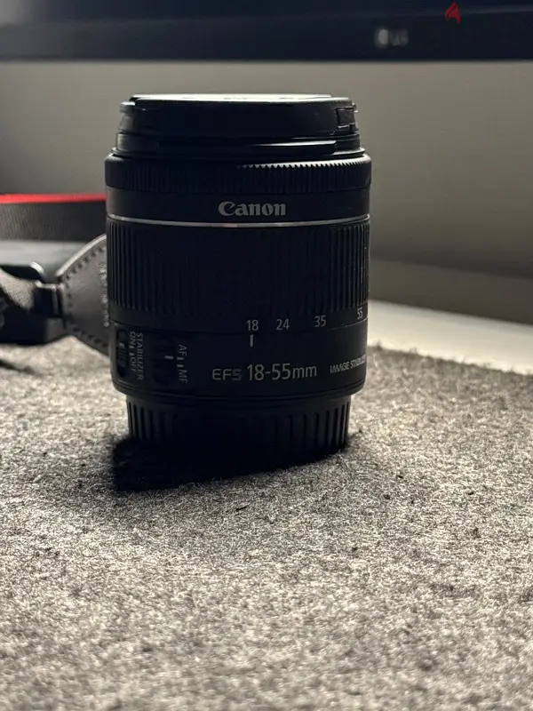 Canon EOS 77D65581918461186121
