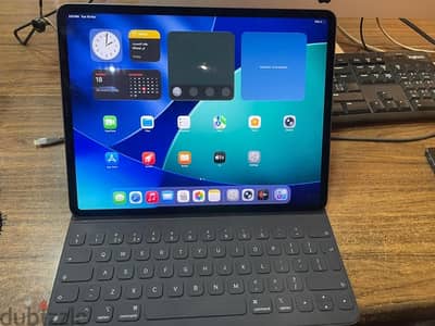 ايباد ١٢. ٩ جيل ٣ ٢٥٦ لوحة مفاتيح iPad 12.9 3rd 256 GB keyboard