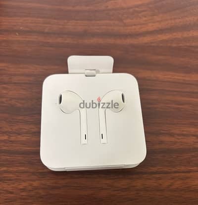 Apple EarPods with Lightning Connector