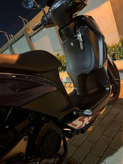 Sym sr
