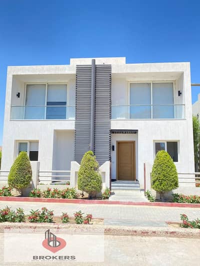 Duplex Villa with Private Garden & Swimming Pool for Sale in Porto Golf Marina – Ready to Move