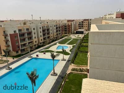 بينت هاوس بافضل فيو للبيع بكمبوند بروميناد