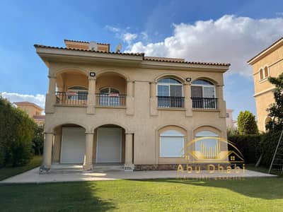 Detached villa, model F, for sale in Madinaty VG2 | 900 sqm land - 360 sqm buildings | Company finishing in excellent condition | Distinctive garden v