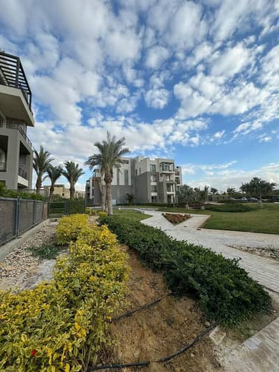 Apartment for sale, fully finished, in Palm Parks Compound, 6th of October City, with a low down payment and installments