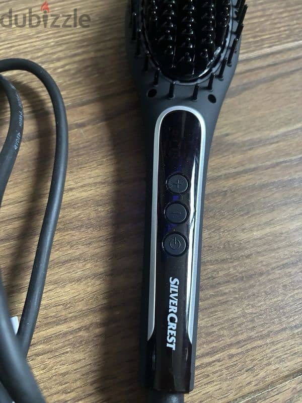 Hair straightening brush 1