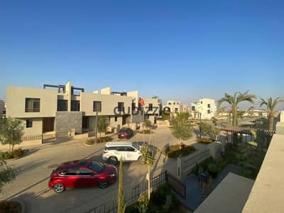 تاون هاوس كورنر برايم لوكيشن  للبيع استلام قريب في O West اكتوبر بسعر مميز