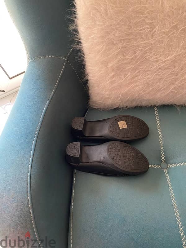 من Shoe Room 3
