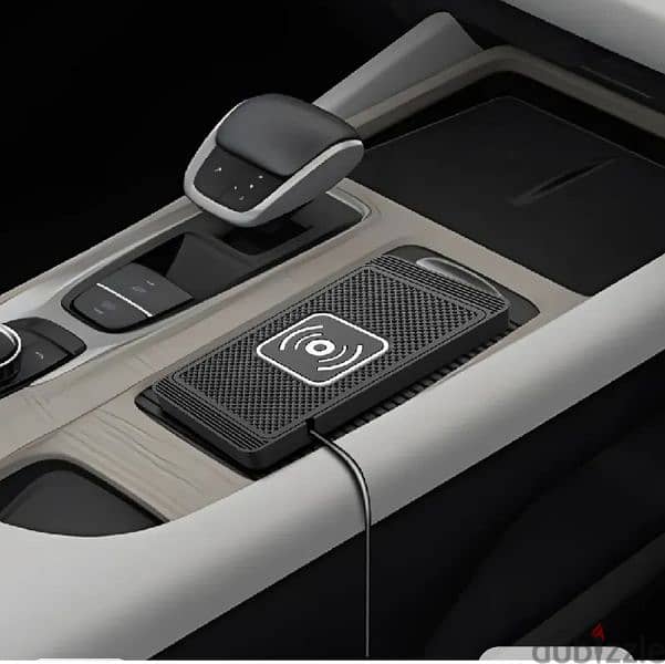 wireless charger fast car and desktop 3