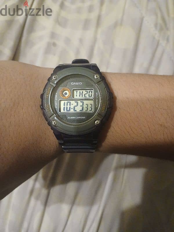 casio w-216H 3