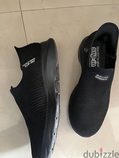 لسرعه البيع  Skitchers shoes 44 size حذاء سكيتشرز مقاس ٤٤