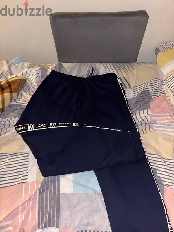 Reebok sweatpants 2
