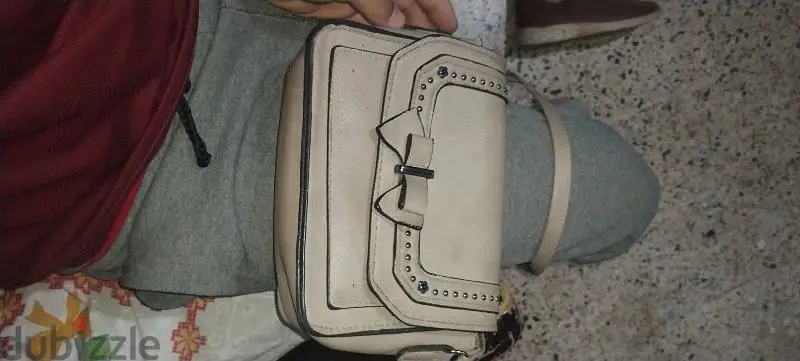 شنطه جلد شبه جديده