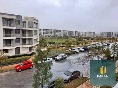 شقه للبيع في التجمع الاول بفيو مميز في كمبوند -تاج سيتي Taj city - علي بعد دقايق من العاصمه الاداريه بالتقسيط علي اطول فتره سداد