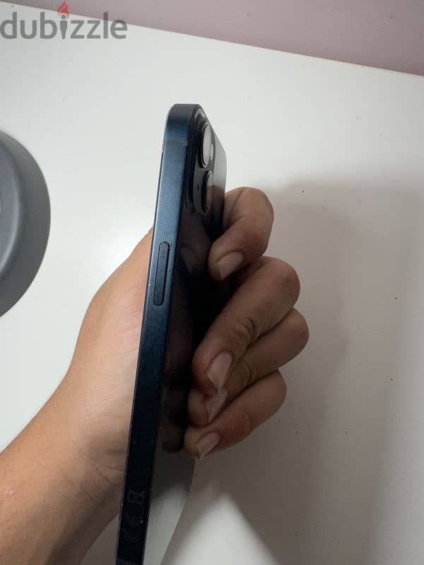 iPhone 13 rarely used new condition 3