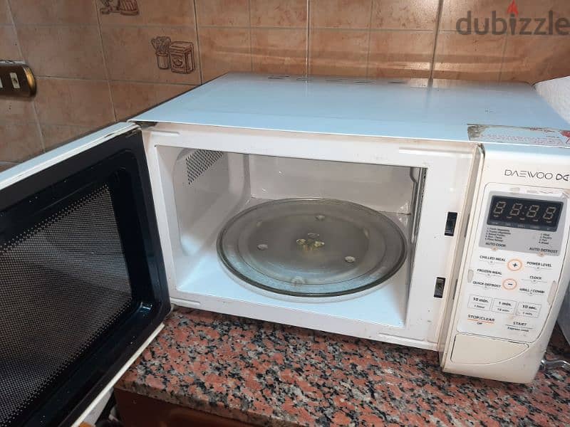 microwave Daewoo 1