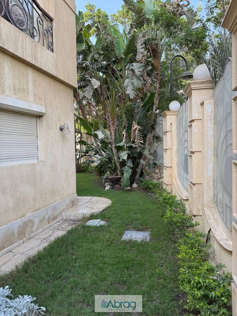 5 Bedrooms 330 sq.M Villa for sale 25,000,000 EGP in Zayed 2000 Compound, Sheikh Zayed