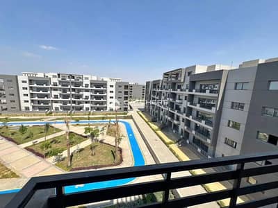 Ground floor apartment (with garden) ready for immediate occupancy, high-end finishing, for sale in Stoda Compound, Sheraton, near City Centre Almaza,