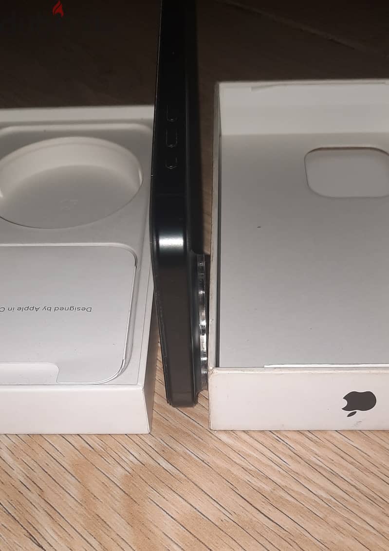 iPhone 15 promax Black 4