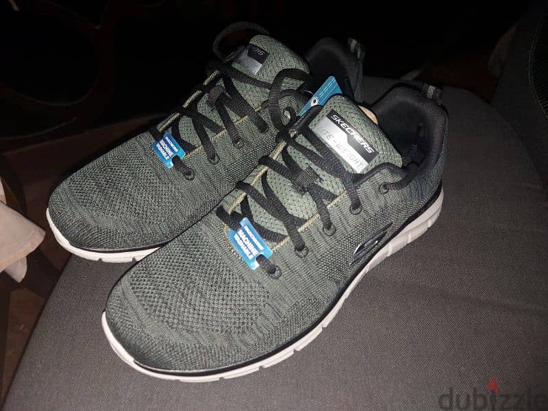 skechers Track - Front Runner   memory foam 7