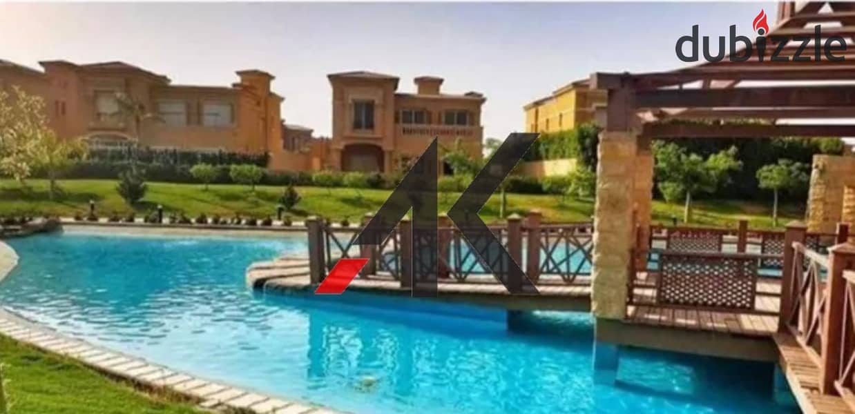 6 Bedrooms 850 sq.M Villa for sale 28,000,000 EGP in Royal Meadows Compound, Sheikh Zayed