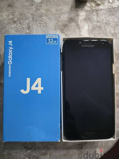 Samsung galaxy j4 مستعمل بحاله جيده جدا