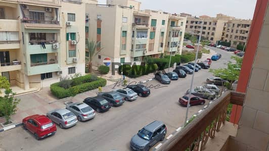 شقة لقطة للبيع بنزهة العبور الحي الثامن