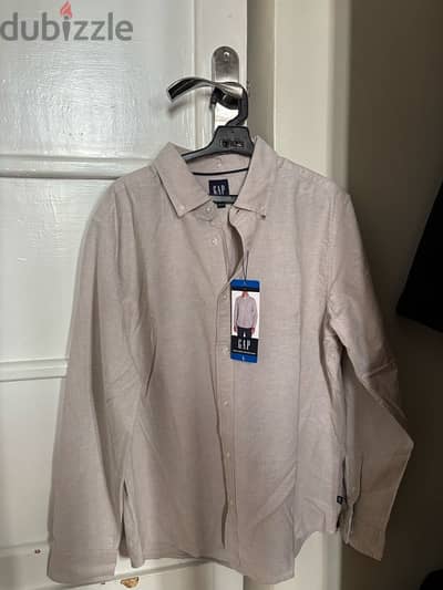 GAP shirt