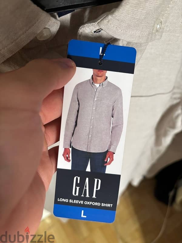 GAP shirt 2
