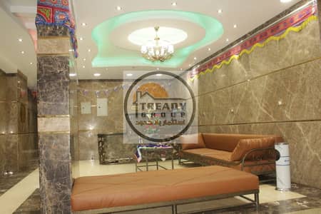 Apartment for sale next to downtown in a compound beside the corniche with immediate delivery, convenient installment plans, and a low down payment, various payment systems with a sea view and 24-hour security