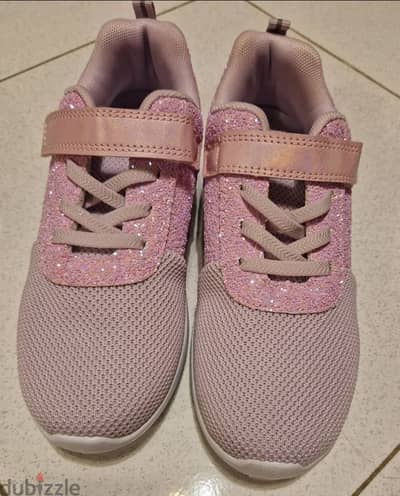 Shoes for girls size 35 NEW