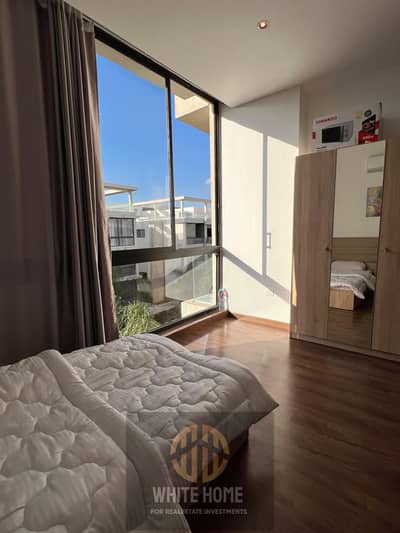 Apartment modern finishing, fully furnished for rent at Lakeview residence compound New Cairo special price, modern furnitures, brand new near to mall