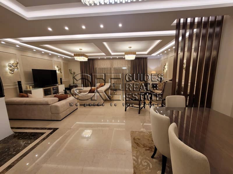 4 Bedrooms 350 sq.M Townhouse for sale 25,000,000 EGP in Continental Residence Compound, Sheikh Zayed