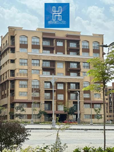 3-bedroom apartment, ready to move, fully finished, with a discount of up to 50% , for sale in Al Maqsad Compound