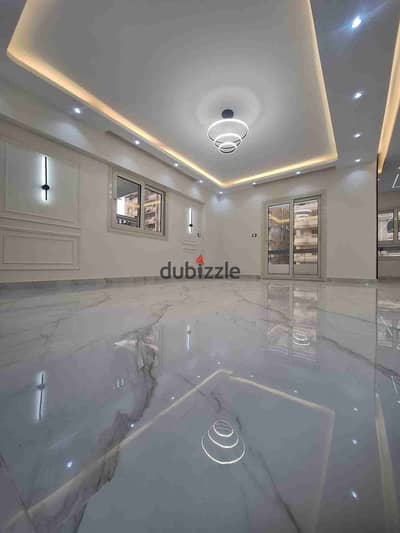 شقة للبيع في مكرم عبيد 250م الترا سوبر لوكس اول سكن