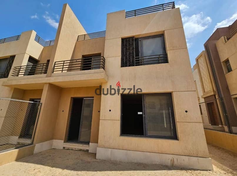 3 Bedrooms 240 sq.M Townhouse for sale 15,000,000 EGP in Alma Compound, Sheikh Zayed